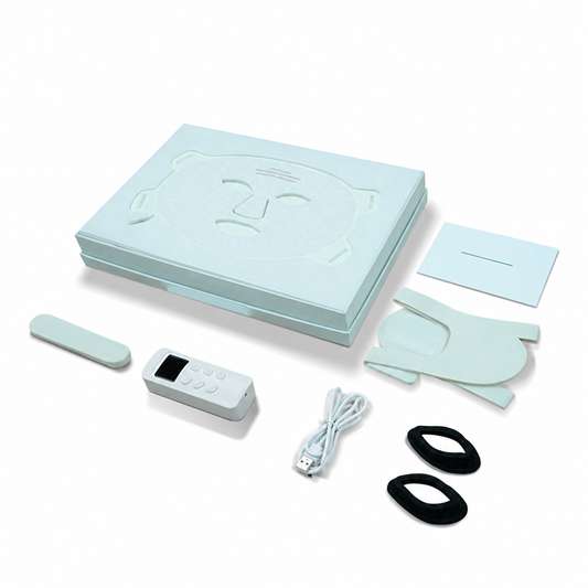 AZURE face-mask-only kit with controller, cable, fastening straps, instructions and packaging. Cleaned presentation image; neck device not included.